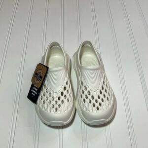 Size 11 Kids Active Lifestyle White Water Shoes